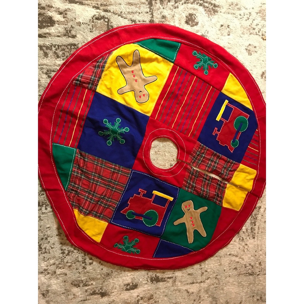 Vintage Red Christmas Tree‎ Skirt Wool Blend Appliqued Embroidered Holiday Decor
